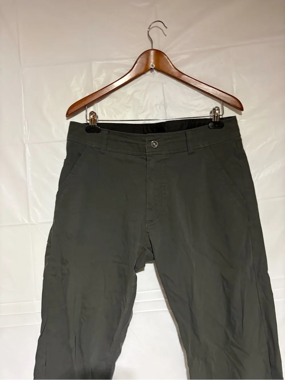 KUHL Men's Chino Pants in Dark Olive